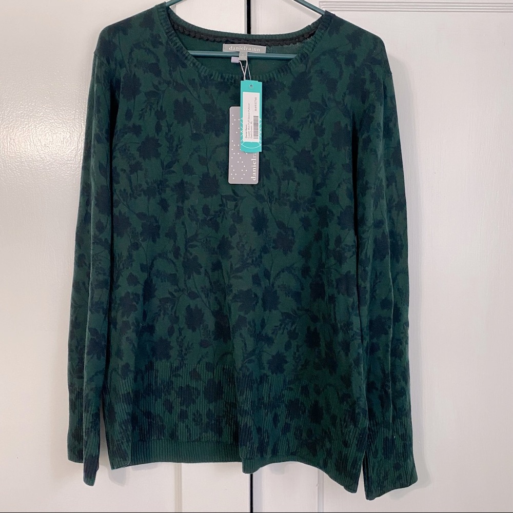 STITCH FIX Daniel Rainn sweater